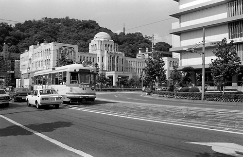 愛媛県庁前